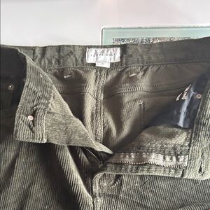 I Love Ugly Women's Olive Green Boyfriend Jeans